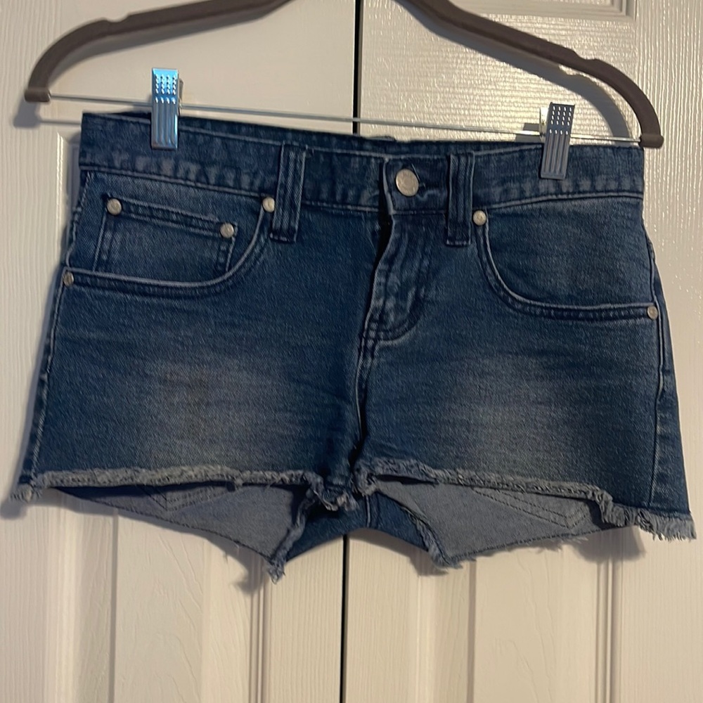 NWOT Venus denim shorts size 2